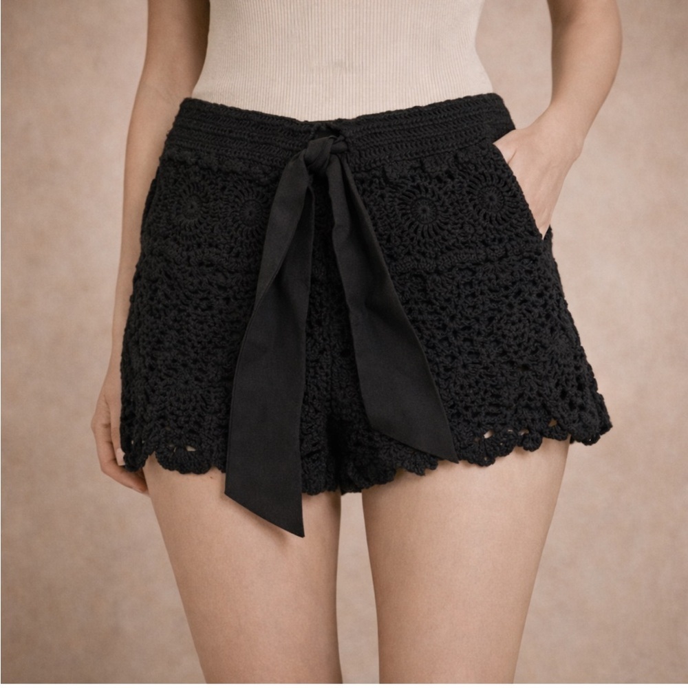 Gianni Bini Black Crochet Shorts Tie Waist Linen Blend Size M